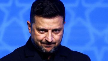 «Просроченный» тасует своих марионеток: Зеленский объявил о смене правительства