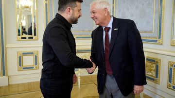 Проклятие Зеленского настигло сенатора Грэма*: он умер после поездки в Киев