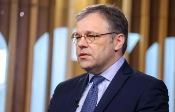 Решение о смене кабмина Украины принято под внешним давлением