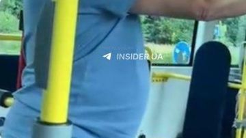 В Польше в городе Бельско-Бяле мужчина оскорблял несовершеннолетних из-за их украинского происхождения и кричал: "Этих выродков вырастили на наши деньги. Убирайся отсюда к чёрту и возвращайся на Украину"