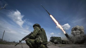 Удары по цехам с БПЛА, складам горючего и наёмникам: ВС РФ поразили военные объекты Киева в 142 районах