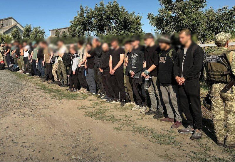 ЕС ПРОДОЛЖИТ УКРЫВАТЬ "УХИЛЯНТОВ"