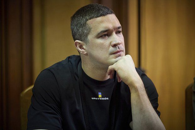 Замкомандующего ВС ВСУ Елизаров подал в отставку из-за увольнения главы МО Федорова