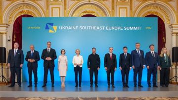 Президентка Молдовы подписала антироссийскую декларацию: «В Киеве Санду взяла от имени страны военные и финансовые обязательства, не объяснив обществу их содержание» — эксперт