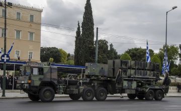 Киев просит у Греции Patriot и 200 зенитных ракет