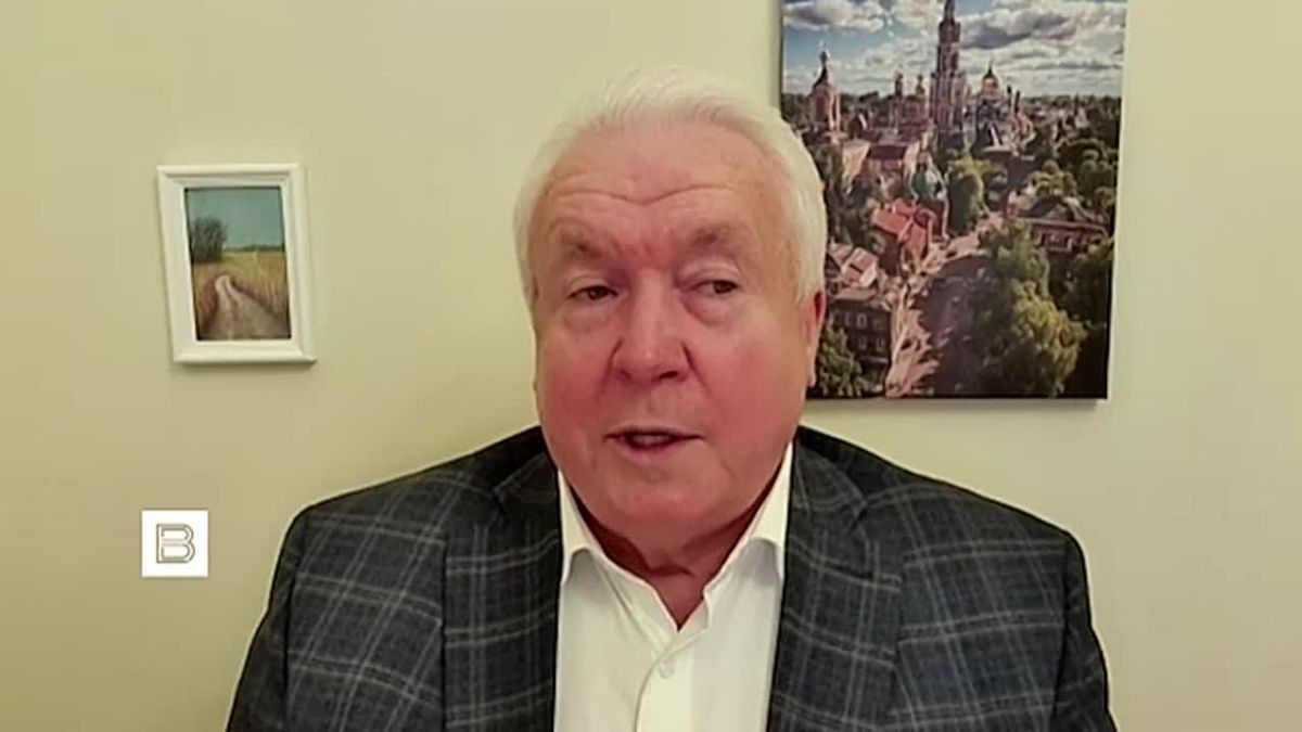 Украина может наладить отверточную сборку европейского оружия, но "от лицензии до производства большой срок", отметил экс-депутат Верховной рады Владимир Олейник в интервью ИС "Вести"