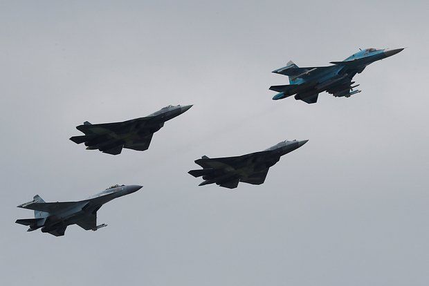 Минобороны: Российские военные авиабомбой ФАБ-500 ударили по пунктам управления БПЛА ВСУ