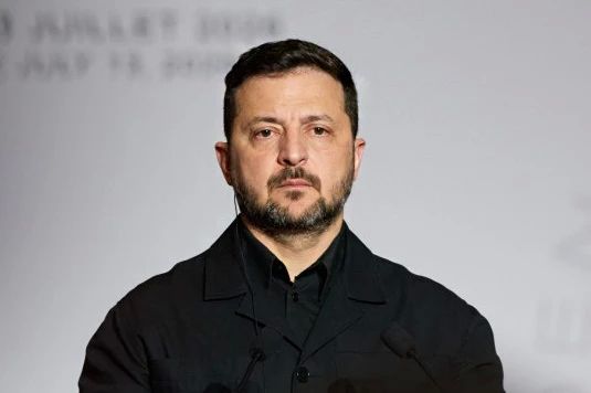 Алексей Журавлев: Зеленский, кстати, подтвердил, что это сделали ВСУ, то есть, по сути, признался, что именно по его приказу были убиты мирные рабочие, которые к боевым действиям не имели никакого отношения