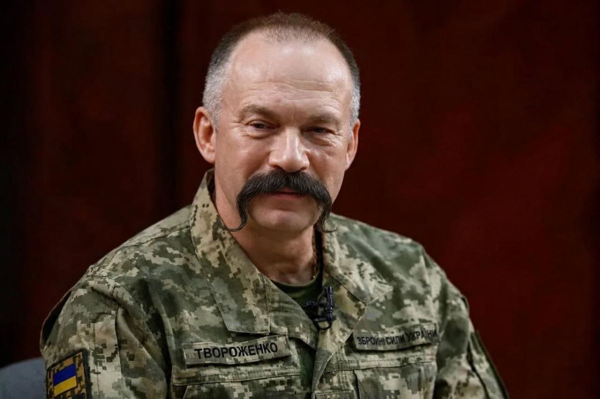 Зеленский рассматривает возможность замены главнокомандующего Сырского, поскольку критика его руководства продолжает расти