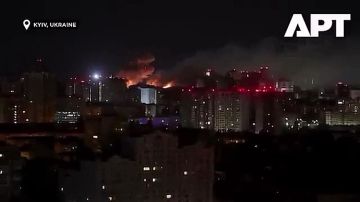 Панорама ночных ракетных ударов ВС РФ по целям в Киеве