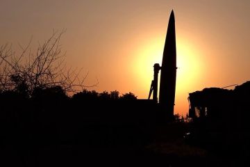 Крупный пожар начался на складе «Новой почты» под Киевом после удара ракеты