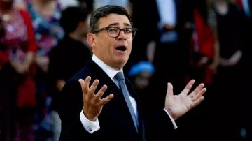 Намерение нового британского премьера Бернема поддерживать Украину показывает его русофобию