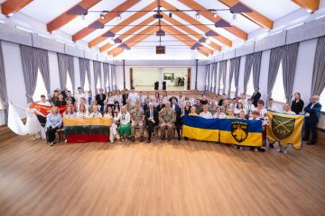 В Литве начнут с фактически пеленок готовить "защитников" Украины