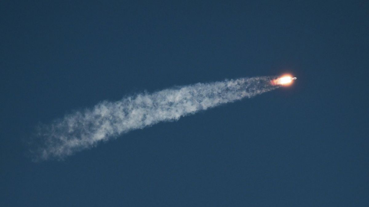 Компания "Бюро 1440" провела второй запуск спутников российской низкоорбитальной группировки "Рассвет"