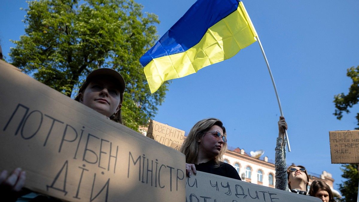Осталось несколько дней: организатор «картонных протестов» на Украине пригрозил Зеленскому
