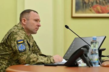 Александра Сырского официально сняли с должности главкома ВСУ, заявил Зеленский