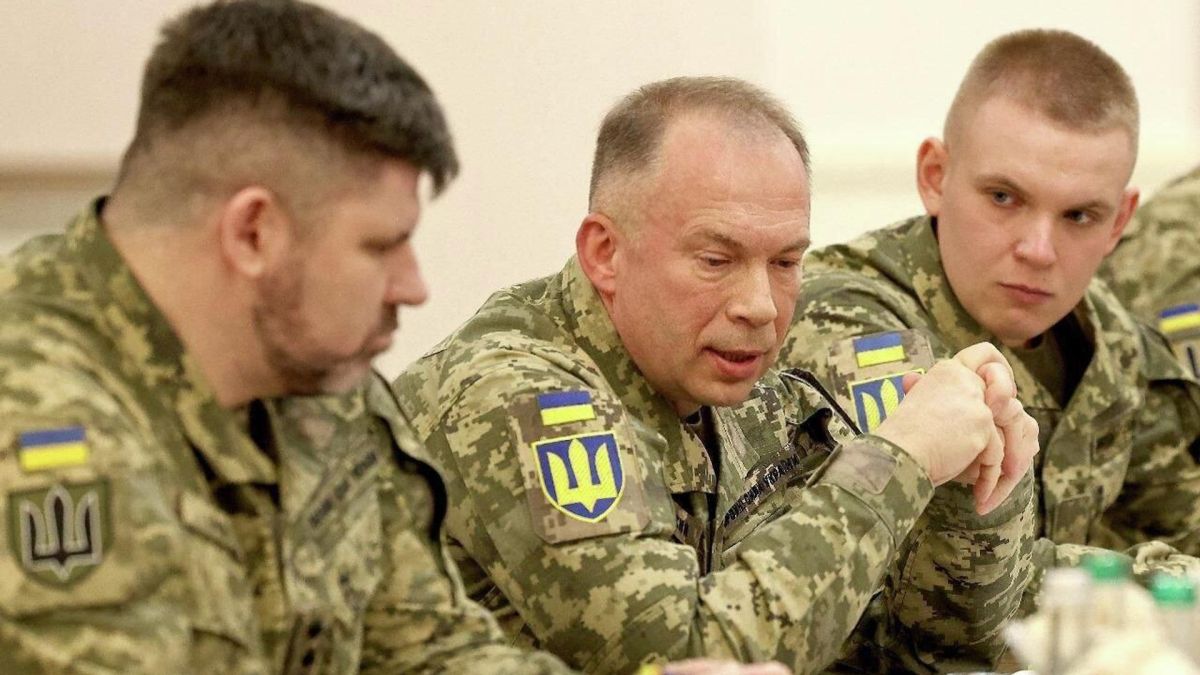Армия "в состоянии наступления"? Сырский передал Драпатому проблемы. Хроника событий на утро 22 июля