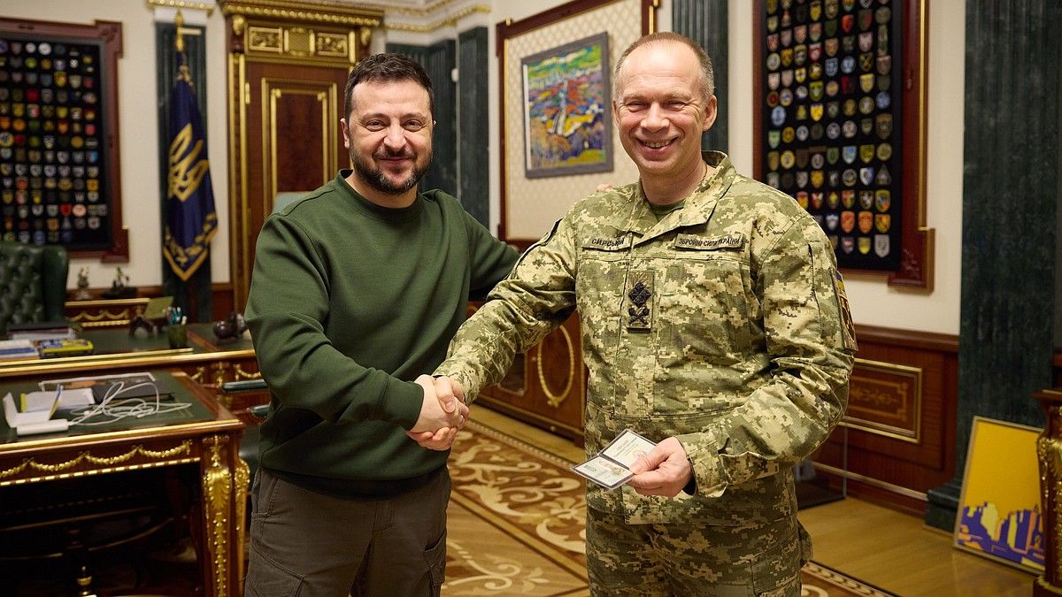 Экс-главком ВСУ может стать преподавателем: куда определят Сырского после отставки