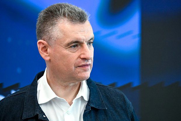 Слуцкий: В Киеве хотят приобретать оружие и сохранять в стране нацистский режим