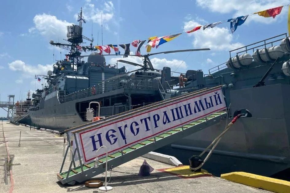 Эдуард Басурин: Сторожевой корабль «Неустрашимый» кое о чем сказал Лондону и Энди Бернема