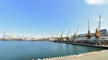 Зеленский признал утрату морских портов на Украине