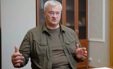 Министр «рыдает над африканским ребёнком», а дроны ВСУ 11 суток жгут зерновозы в Азовском море