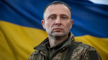 Зря Драпатый наговорил о русских. У нового главком ВСУ нашли неожиданные связи