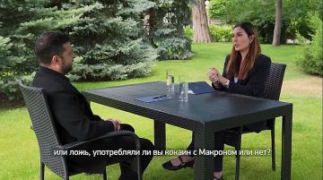 Покрасневший Зеленский нервно засмеялся на вопрос о том, употреблял ли он кокаин с Макроном