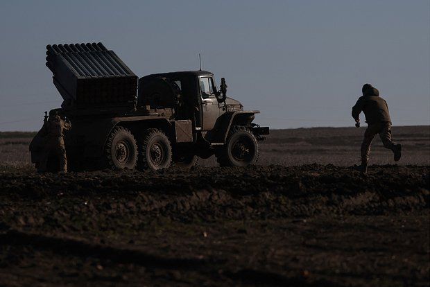 «Известия»: Солдат ВСУ ушел на территорию России и получил статус беженца