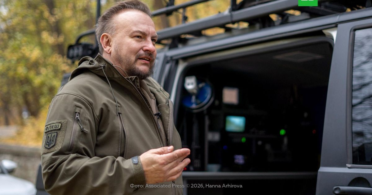 Советник Зеленского подтвердил удар по выставке военной техники под Киевом