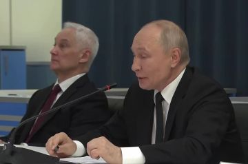 Российский флот должен бороться с пиратством, а в случае попытки захвата судна — действовать «аккуратно, но решительно», заявил Путин