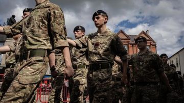 Подполковник Иванников: угон бронемашины обнажил системный кризис ВС Британии