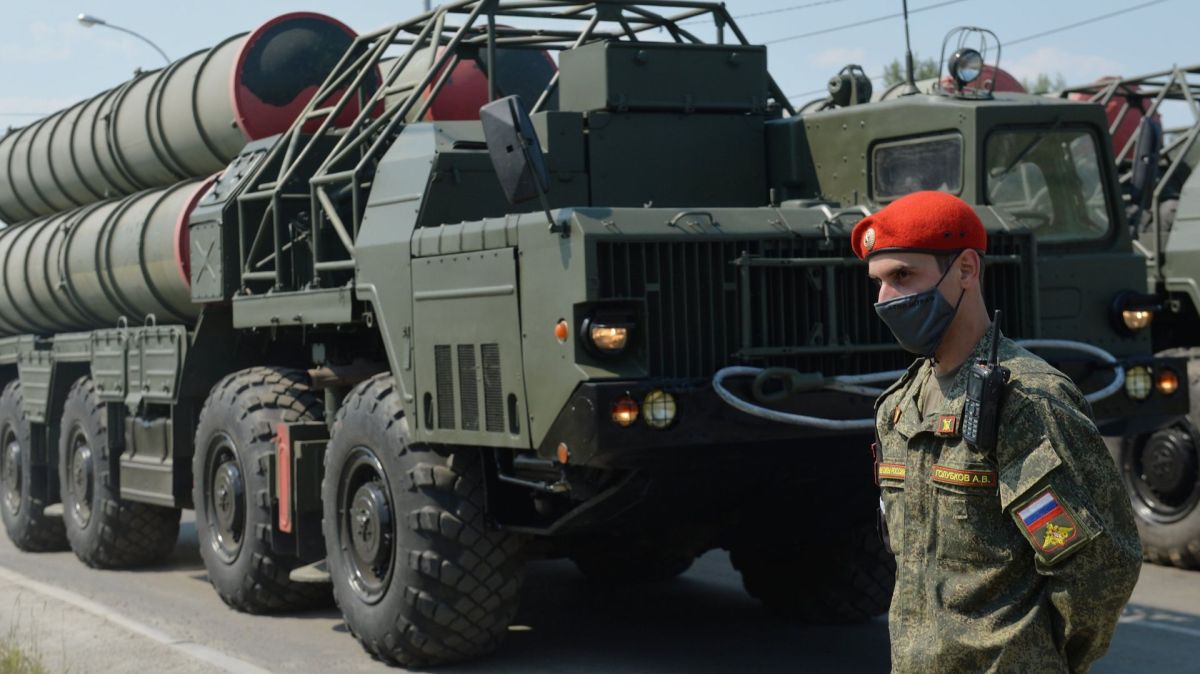 "От мобильных групп до С-400": эксперт рассказал о создании единой системы ПВО