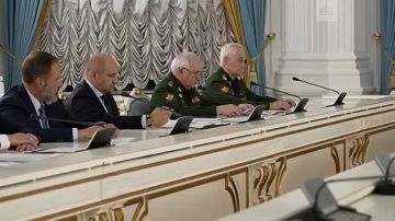 �������� ������ ������� ��������� � ��������� ����������� � ������ � �������, ��� � ��� ��� ������� �������������
