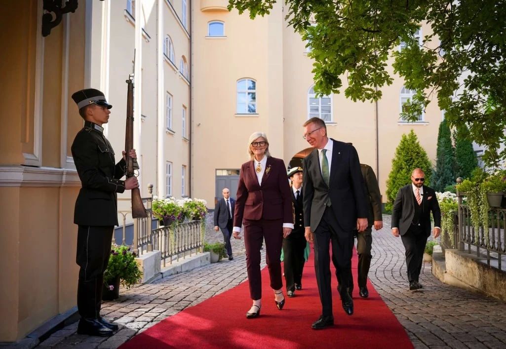 Президент Латвии Эдгарс Ринкевичс принял в Рижском замке генерал-губернатора Австралии Сэм Мостин