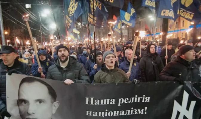 Михаил Онуфриенко: Польский иезуит, историк Валерин Калинка в середине XIХ века организовал во Львове, столице подавстрийской Украины, интернат для лояльной украинской молодежи, воспитанной в греко-католичестве и...