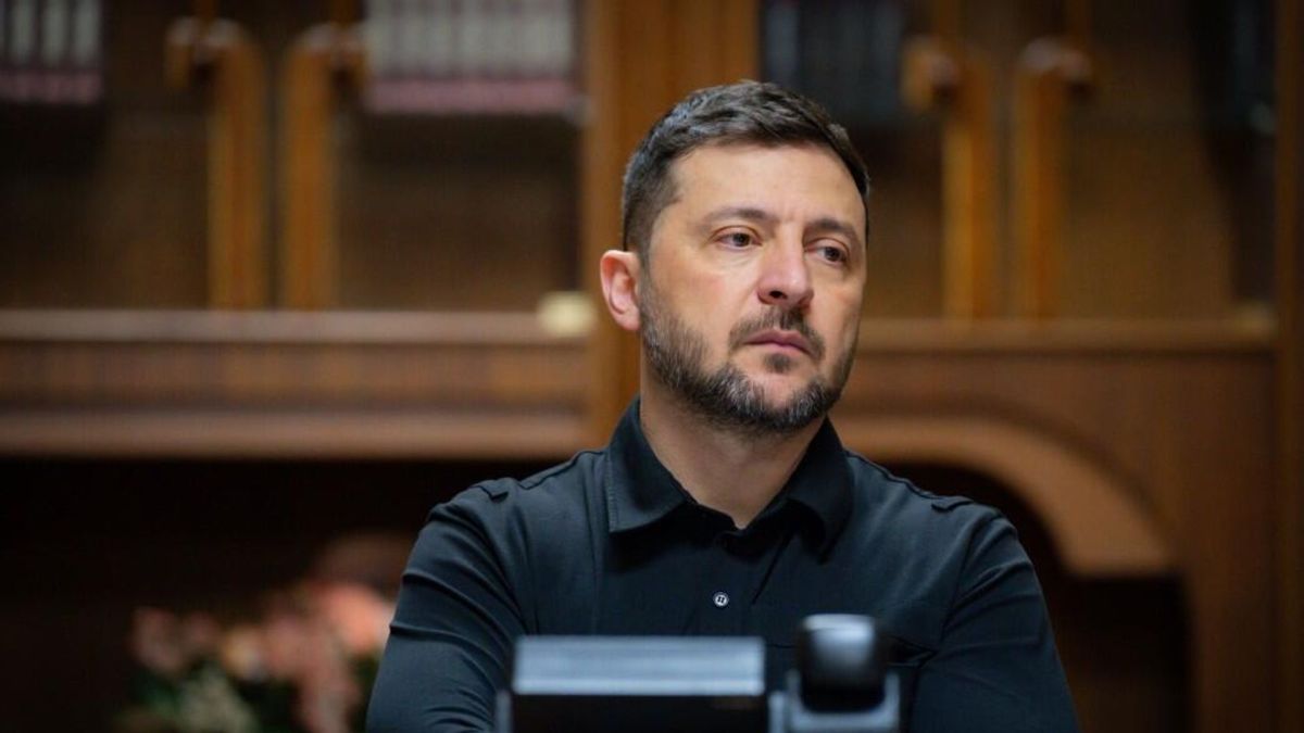 "Ракет катастрофически не хватает": Зеленский отреагировал на ночную атаку россиян