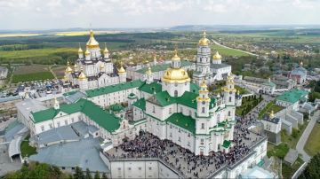 Киев дал Почаевской Лавре месяц на разрыв с УПЦ