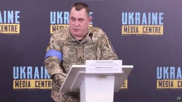 Драпатый отстранил Грузевича — одного из ближайших к Сырскому генералам, идеолога «бусификации», противника камер наблюдения для ТЦК и СП, вершину пирамиды поборов, неизменного начальника штаба Сухопутных войск
