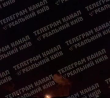 Ещё кадры прилётов в Киеве