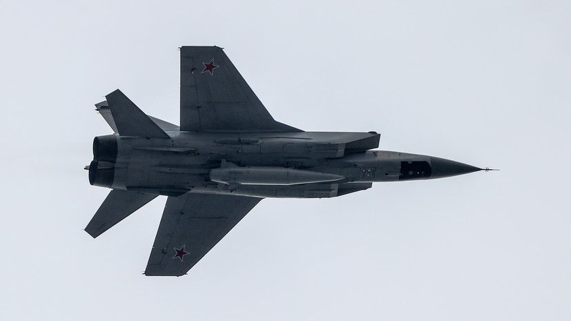 Поражены резервуары с ГСМ и сухогруз: российские войска нанесли удары высокоточным оружием и БПЛА по украинским объектам