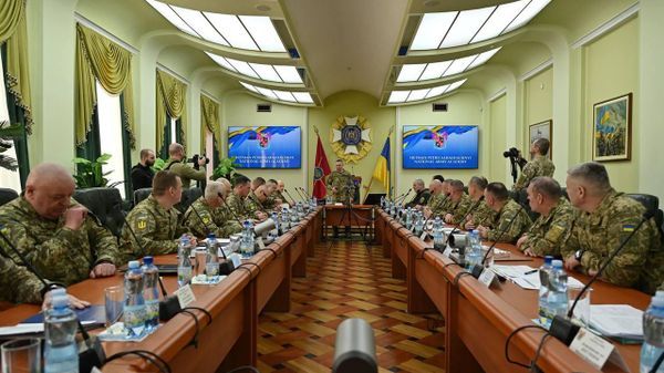 Почему военная верхушка Украины хочет продолжения конфликта