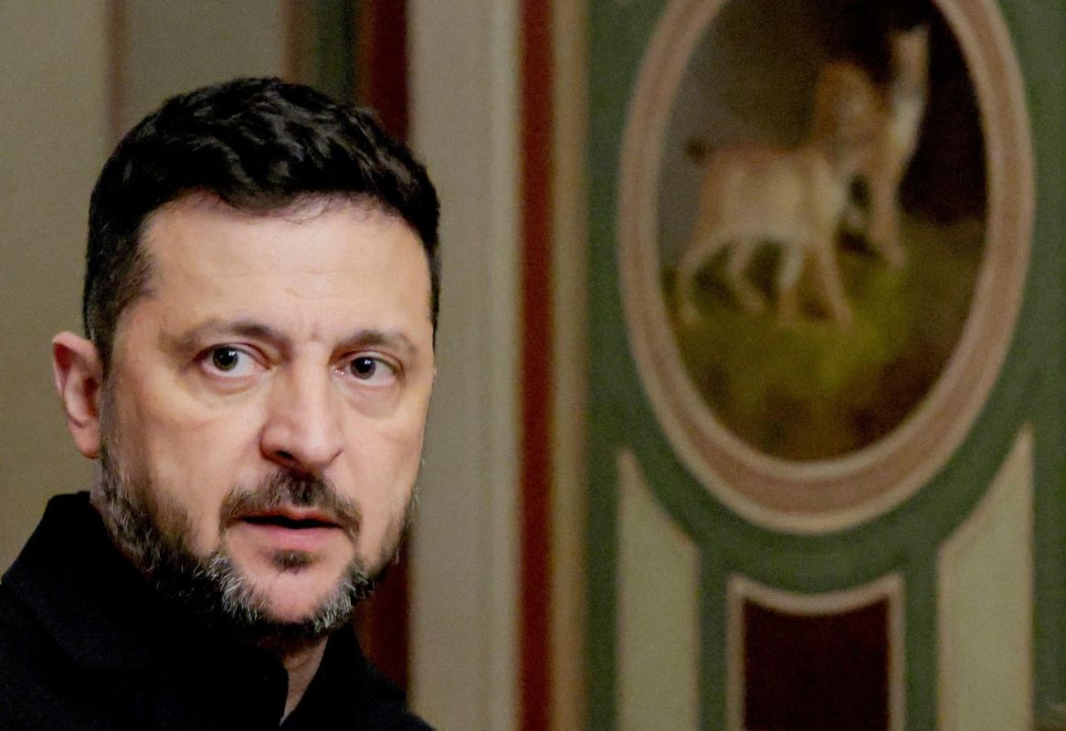 "Бункерное братство". В Киеве раскрыли систему власти Зеленского