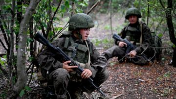 "К весне режим может смениться": Бавырин о тяжелой зиме на Украине и воздушном перемирии