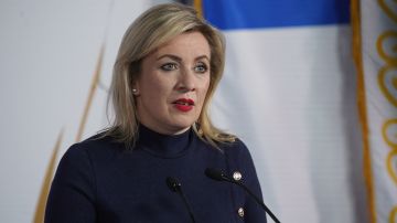Захарова назвала киевский режим гнильем за попытку приписать РФ кризис в Сеуте