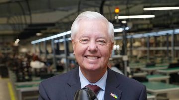 Бут: сенатора Грэма* могли отравить украинцы после его визита в Киев