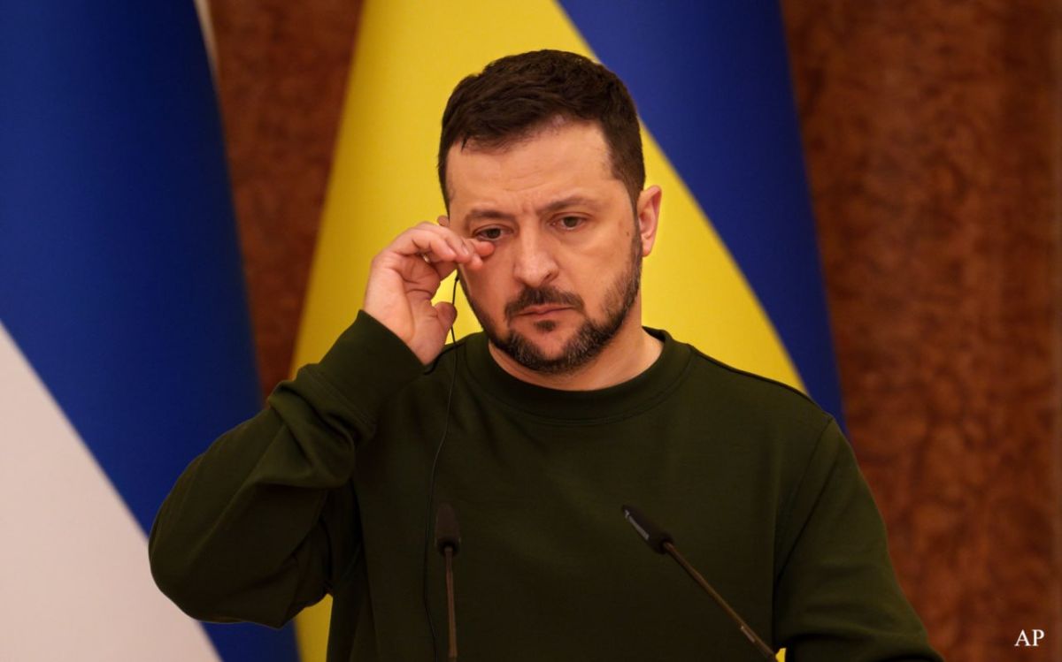 Зеленский заявил, что системе ПВО Украины удалось сбить только одну баллистическую ракету в ходе массированного удара ВС РФ. Он пожаловался на нехватку ракет-перехватчиков для системы Patriot