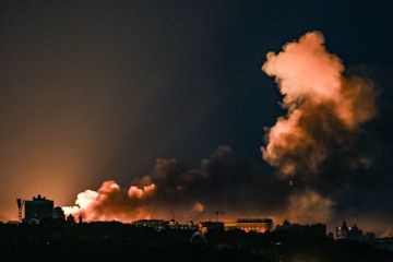 Кличко: В Киеве на фоне атаки баллистическими ракетами произошли взрывы