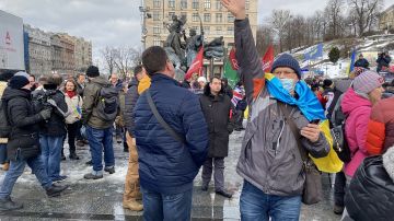 "Они выйдут против власти": экс-военный капеллан ВСУ оценил вероятность майдана на Украине