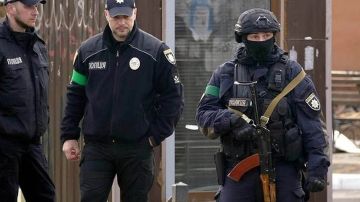 Украинок заставили извиниться за прослушивание русской музыки